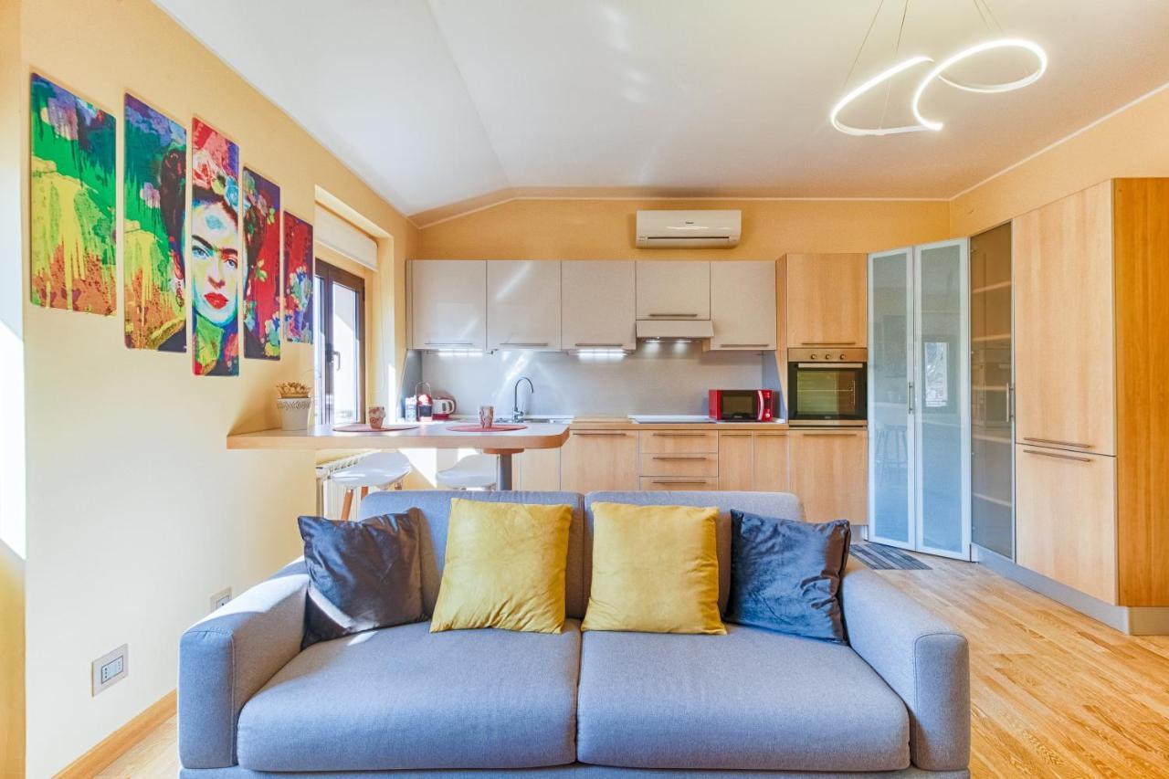 Frida Apartment Nuovo Luminoso Con Vista Aperta Триест Экстерьер фото